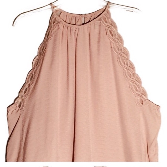Kendall & Kylie Tops - Kendall & Kylie Dusty Rose Sleeveless top size L